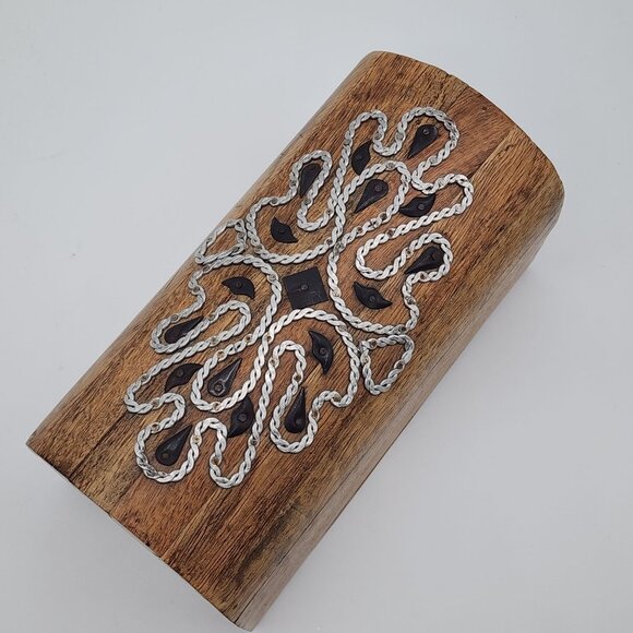 Handmade Wooden Treasure Trinket Box Braided Hammered Metal Design 8" Wide VTG - Picture 3 of 8